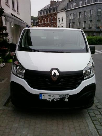 Nouveau Trafic Renault X82 | Autos Post
